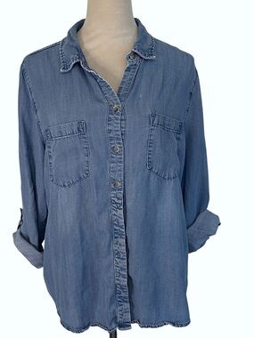 Chico's Light Blue Denim Shirt 100% Tencel